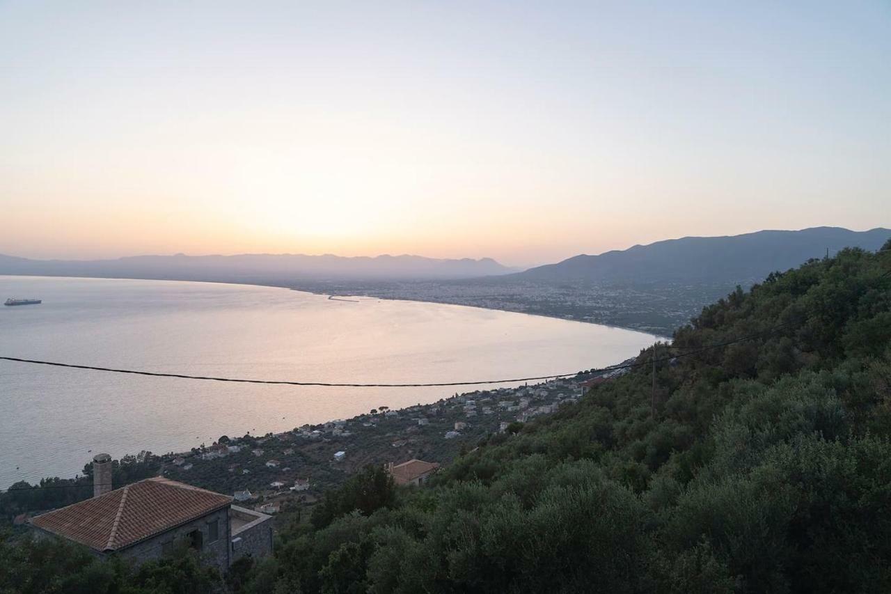 カラマタ Messinian Sunsetヴィラ エクステリア 写真